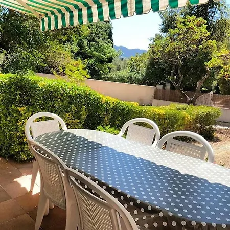 Rez De Climatise Renove, 90m2 Avec Parking Apartment Cassis